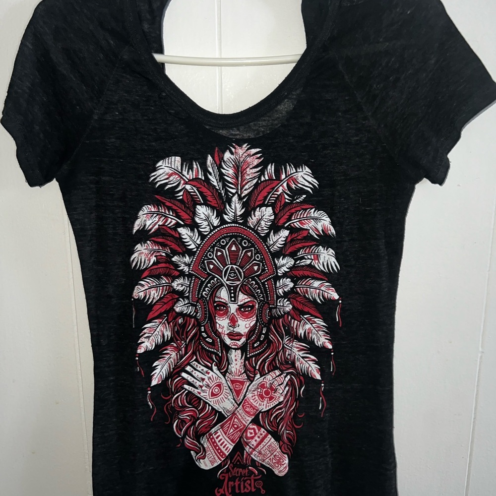 Gray and Red Graphic Short Sleeve Tee